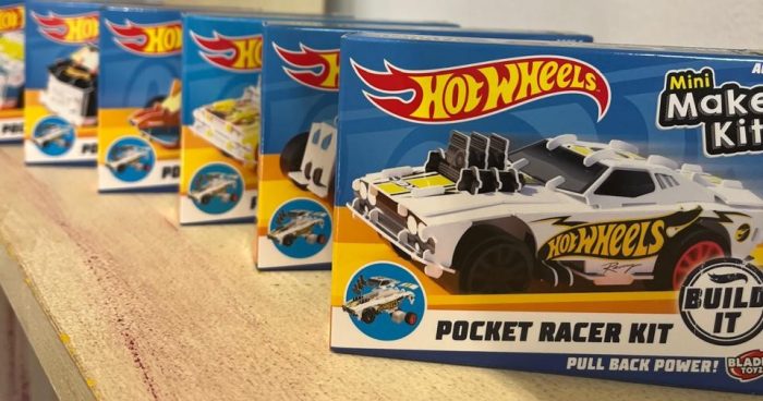 Hot Wheels para construir (Mini Maker Kitz) - Imagen 3