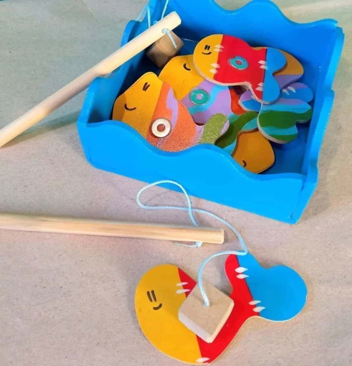 Juego de pesca en pecera de madera - Imagen 2
