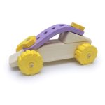 Auto cupé (madera y goma eva)